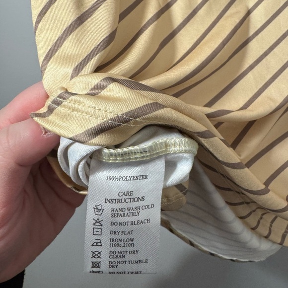 NWT Motel Diagonal Stripe Off-Shoulder Top Size XXL Beige Brown Y2K Stretchy Tee - Picture 4 of 5